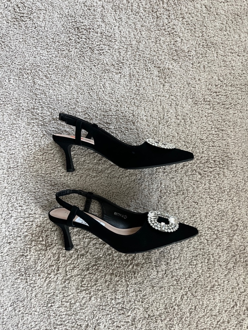 TOP Moda Black Pointed Slingback Kitten Heels with Crystal Buckle - Picture 5 of 13